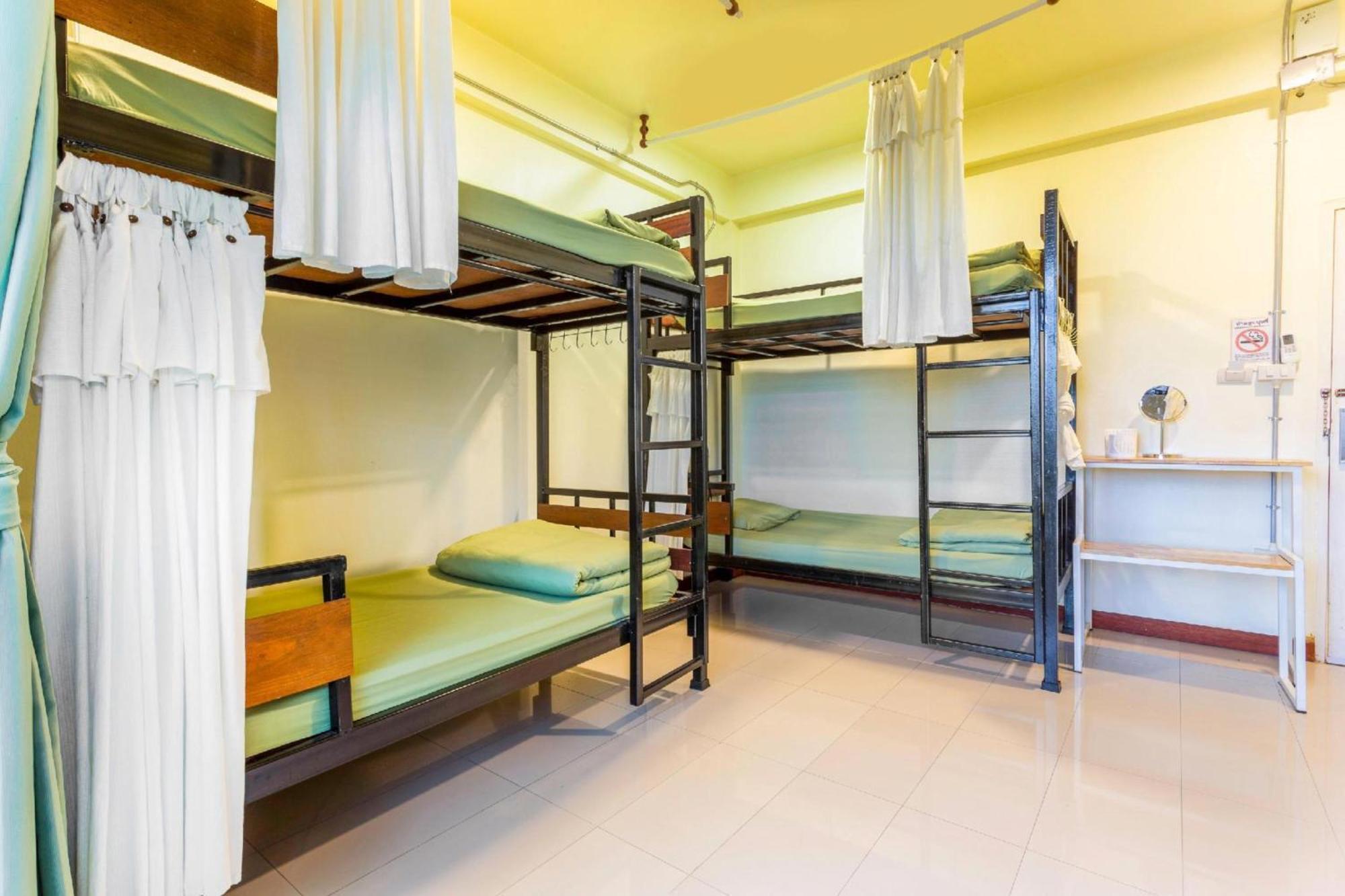 Oyo 928 Leaf Hostel Chiang Mai Luaran gambar