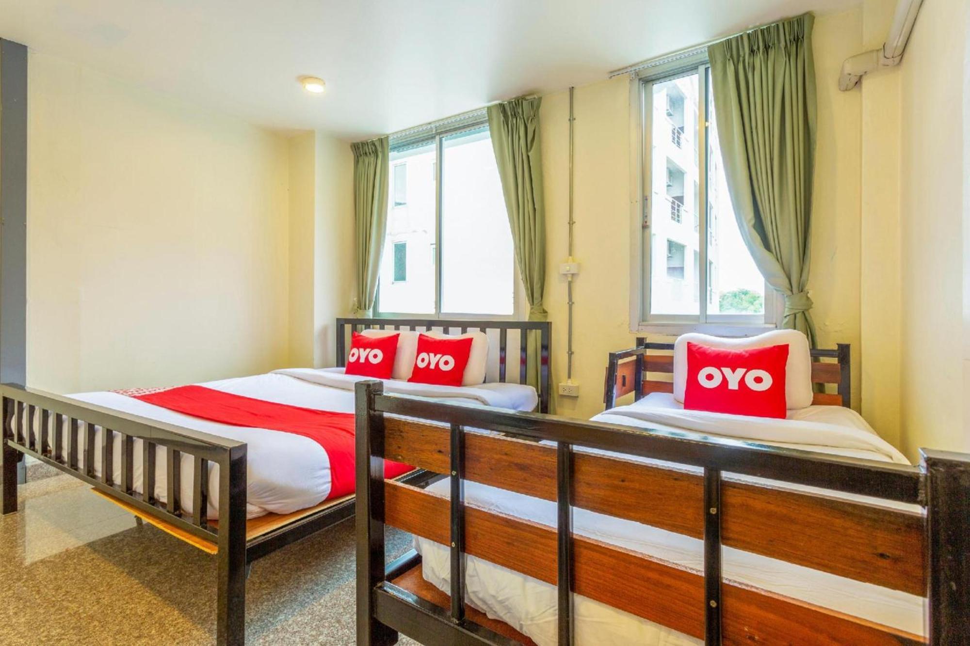 Oyo 928 Leaf Hostel Chiang Mai Luaran gambar
