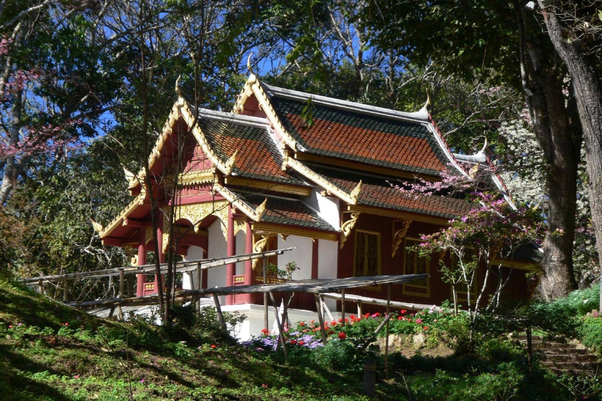 Oyo 928 Leaf Hostel Chiang Mai Luaran gambar